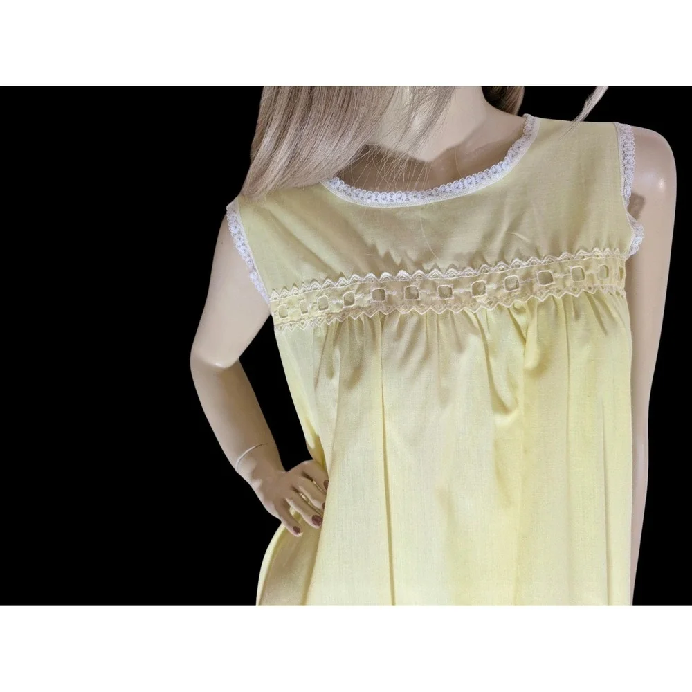 Vintage 70s Yellow Nightie M Coquette Cottagecore Lingerie Babydoll‎ Nightie